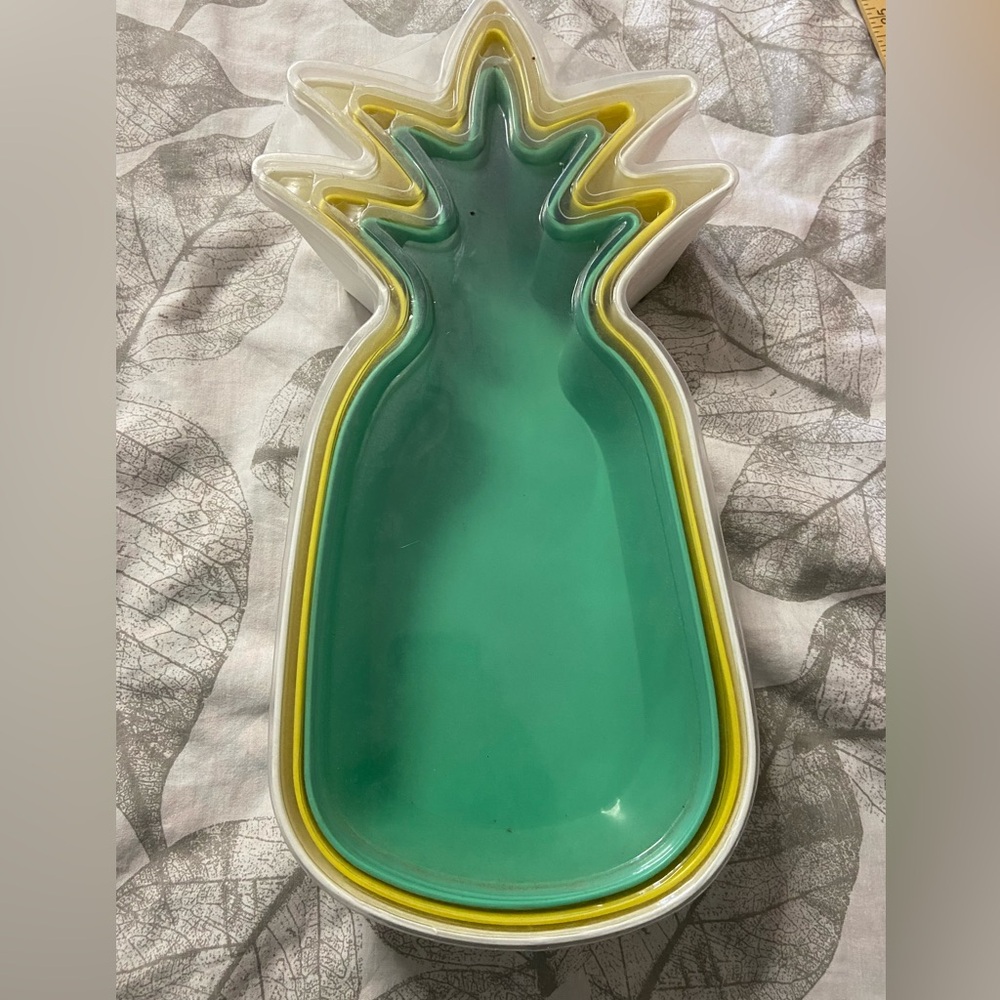 SUN SQUAD 3PC. PINEAPPLE Nesting Bowl Set